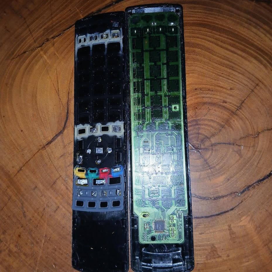 日立（HITACHI）プラズマテレビ Wooo P42-HP05 　画面難あり