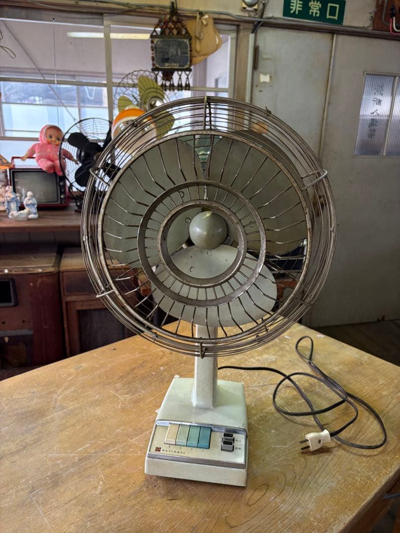 昭和レトロ　ナショナル　動作確認済　スチール扇風機　レトロ扇風機　レトロ家電