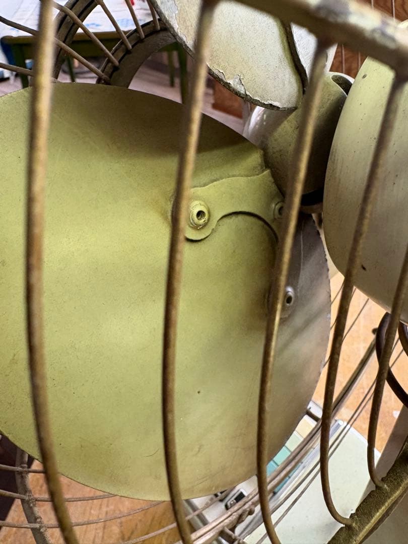 昭和レトロ　ナショナル　動作確認済　スチール扇風機　レトロ扇風機　レトロ家電