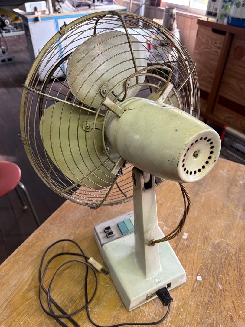昭和レトロ　ナショナル　動作確認済　スチール扇風機　レトロ扇風機　レトロ家電
