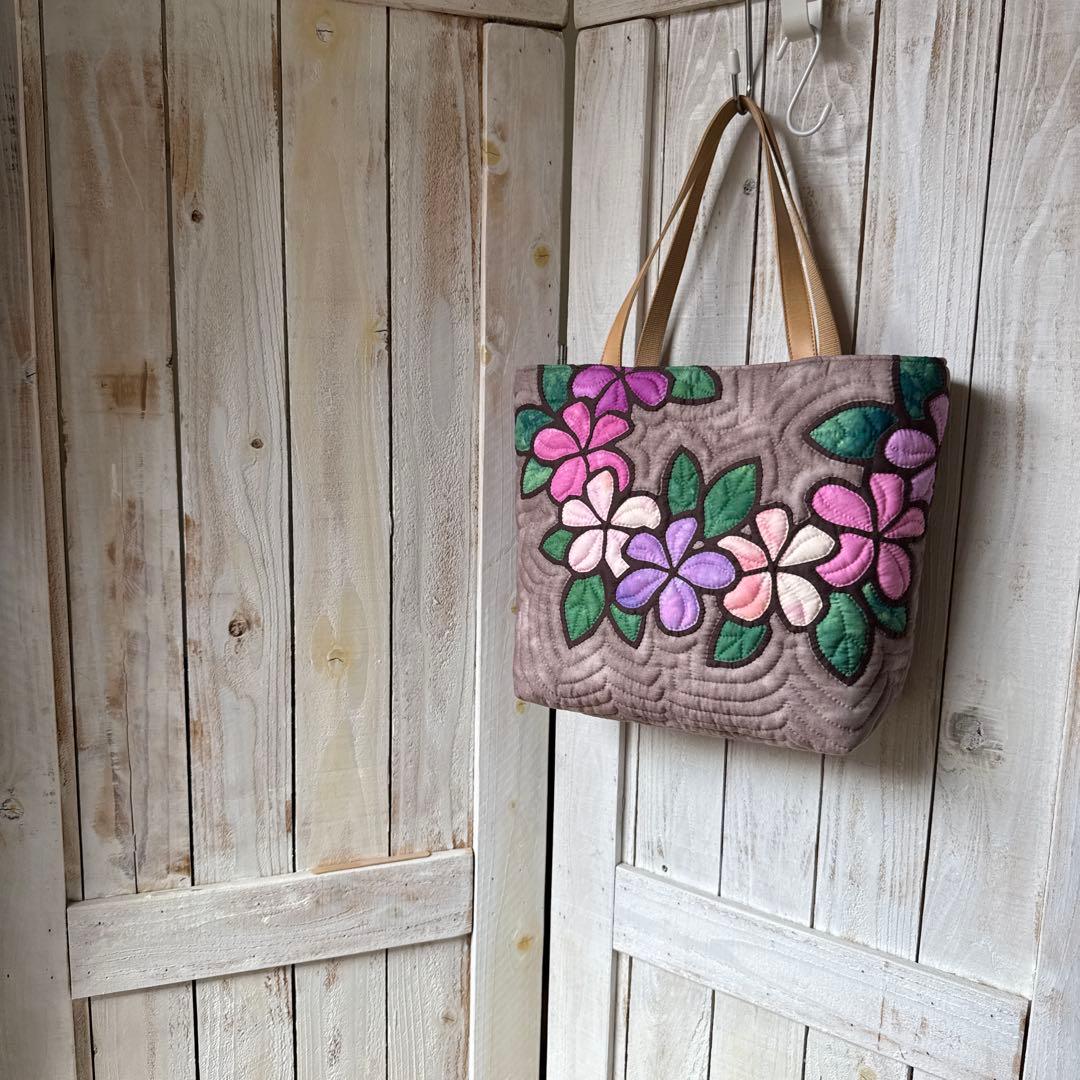 ハワイアンキルト♪ハンドメイド バッグ♪プルメリア
