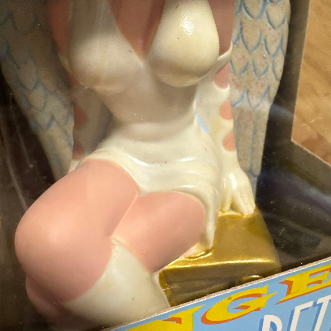 ベティちゃん　エンジェル　天使　ワッキーワブラー　ボブルヘッド　FUNKO