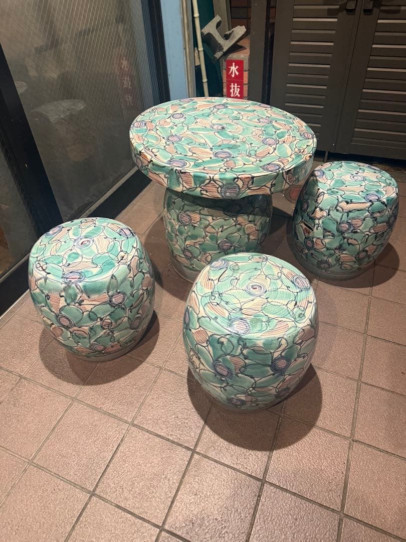 有田焼　椅子1脚