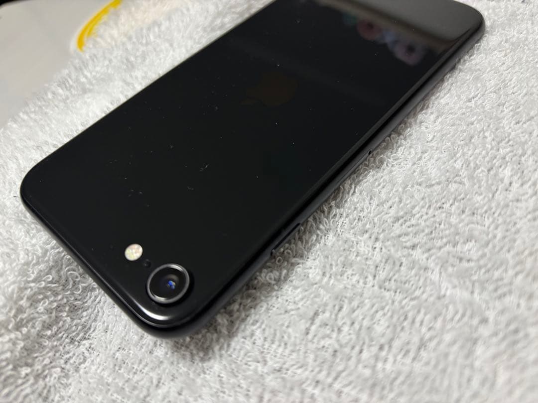 [極美品‼️] iPhone se 第2世代 64GB SIMフリー 本体