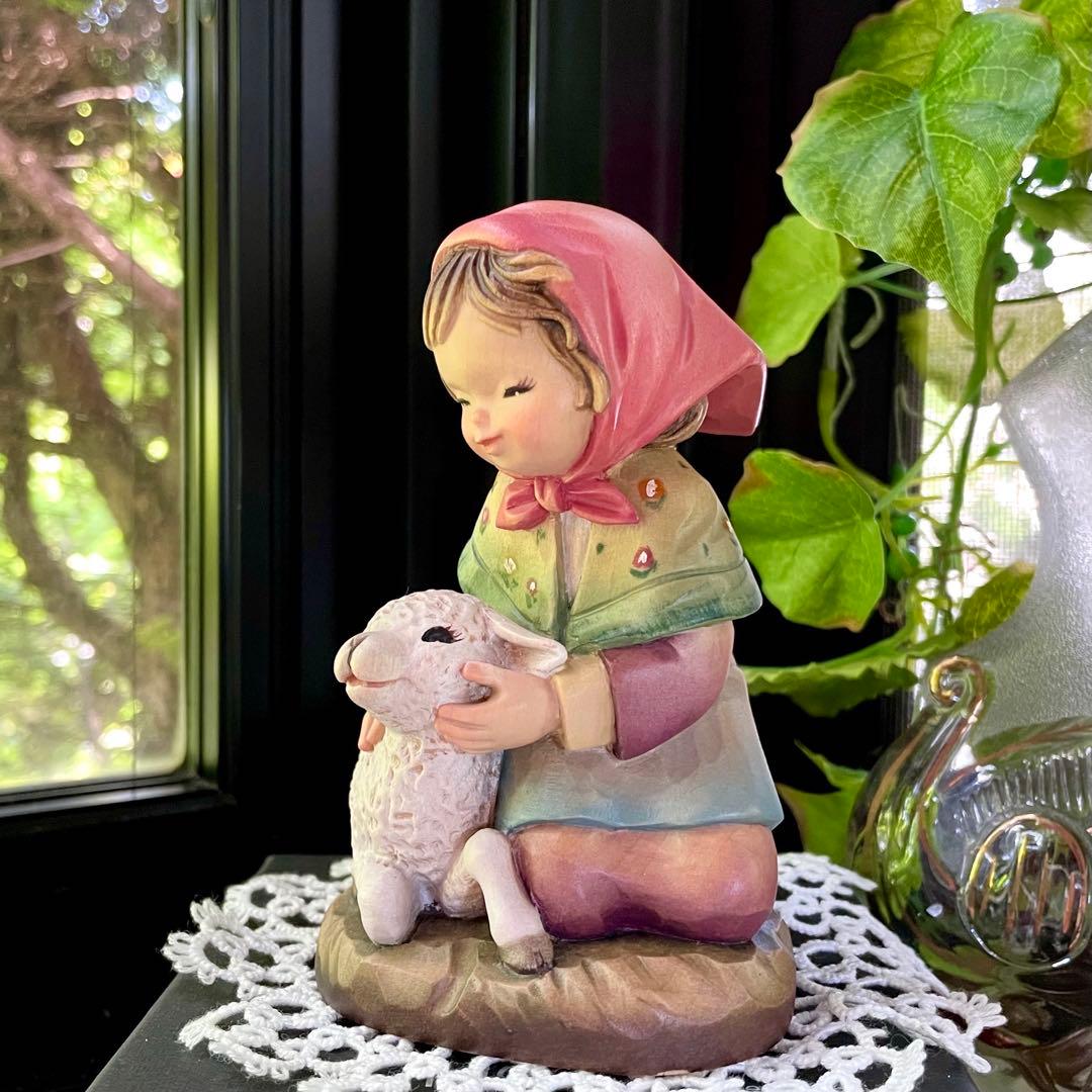 アンリ人形　 ◆希少　12㎝　【Girl with Lamb nativity】
