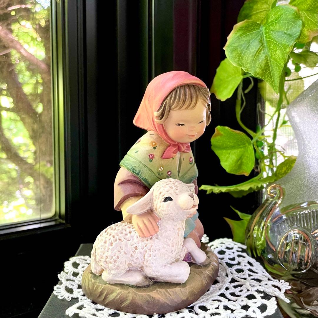 アンリ人形　 ◆希少　12㎝　【Girl with Lamb nativity】