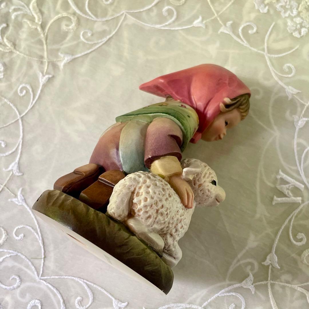 アンリ人形　 ◆希少　12㎝　【Girl with Lamb nativity】