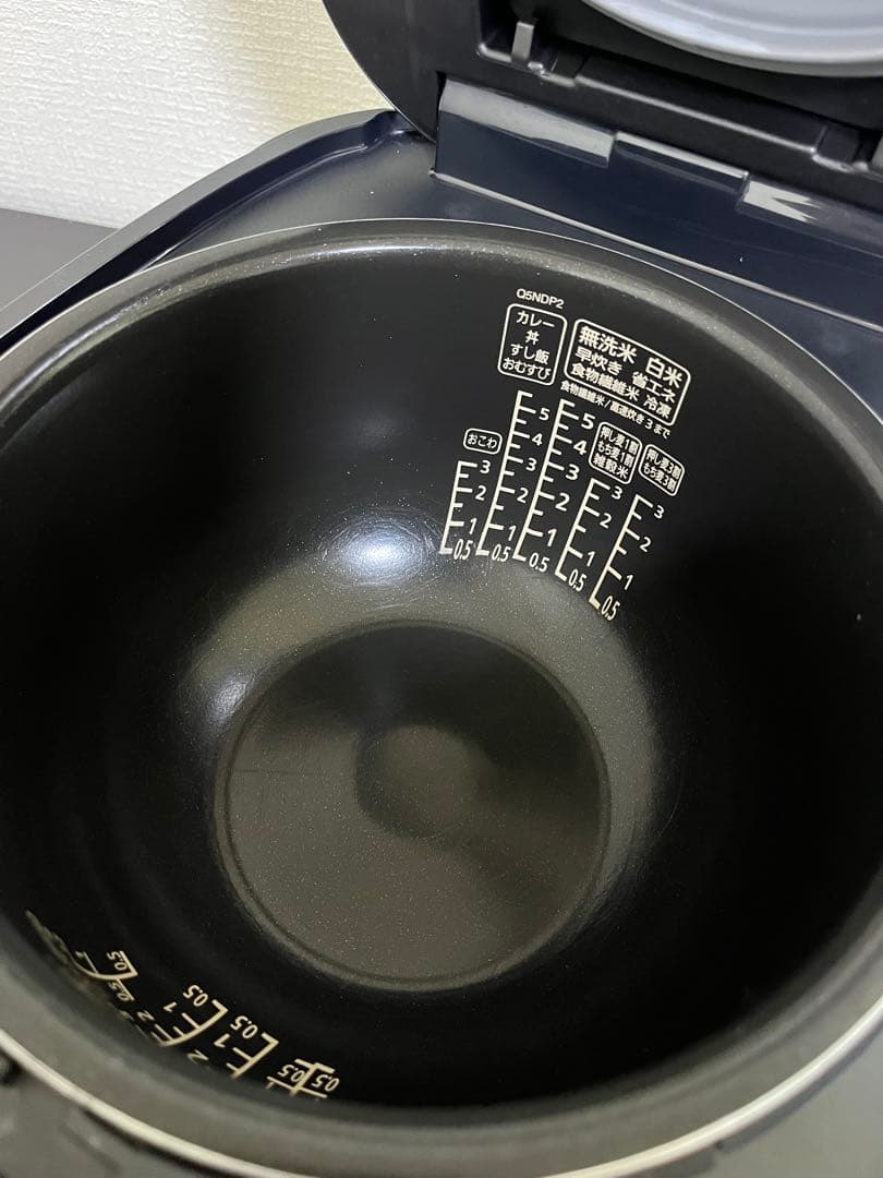 アイリスオーヤマ 炊飯器 RC-PJ50-B 5.5合炊き 圧力IH 2021年