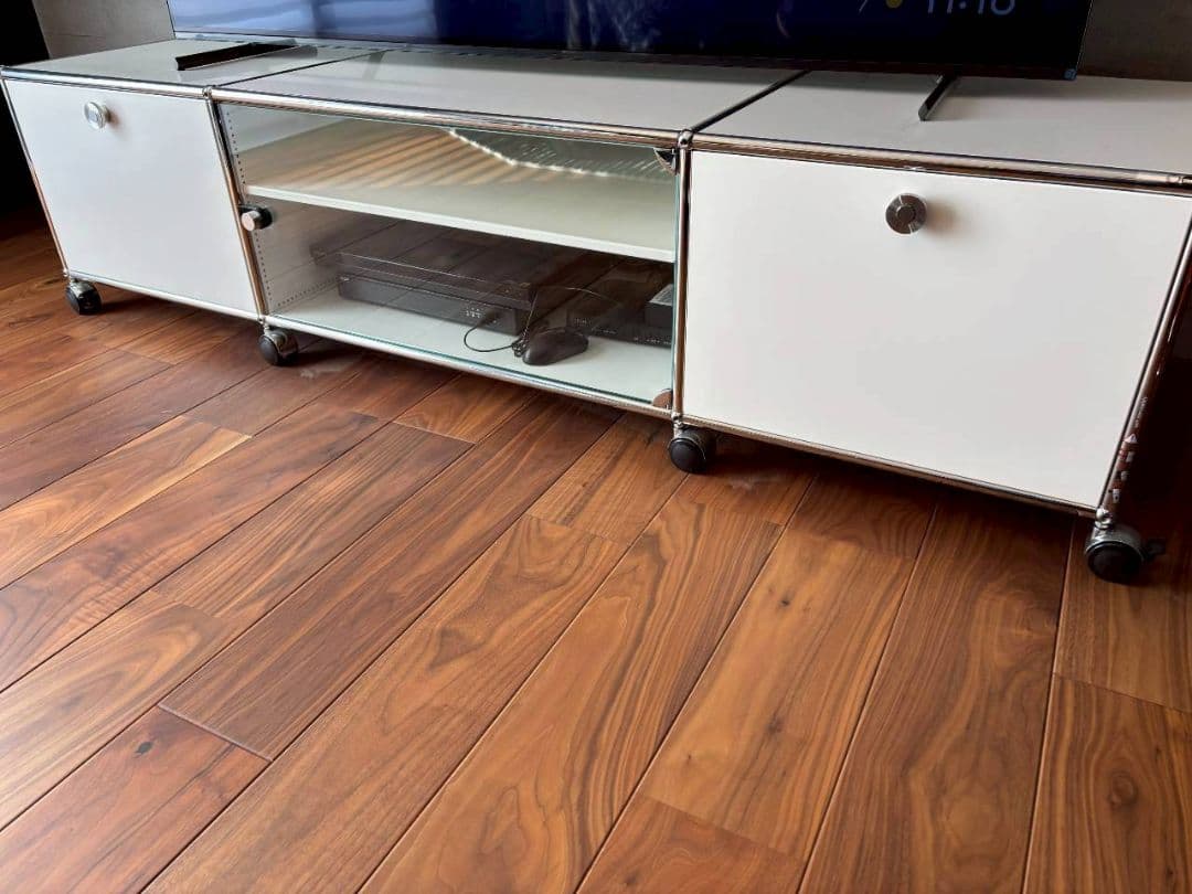 USMハラー　テレビボード　キャスター付