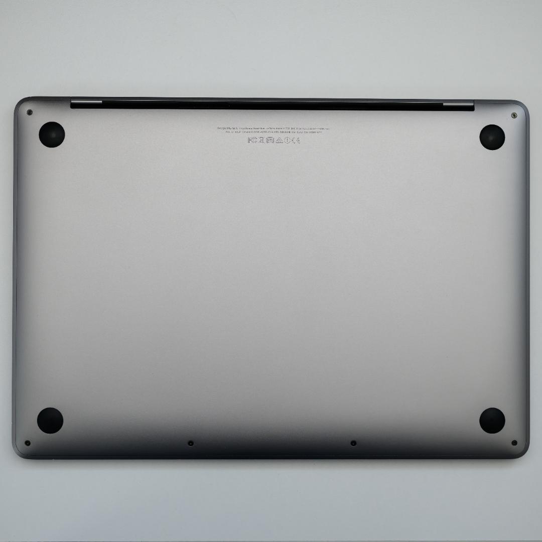【外装美品】MacBook Pro 13 2017 シルバー
