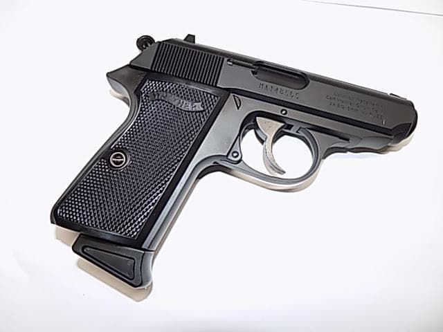 送料込み マルゼン ワルサー PPK/S BK ガスブローバック