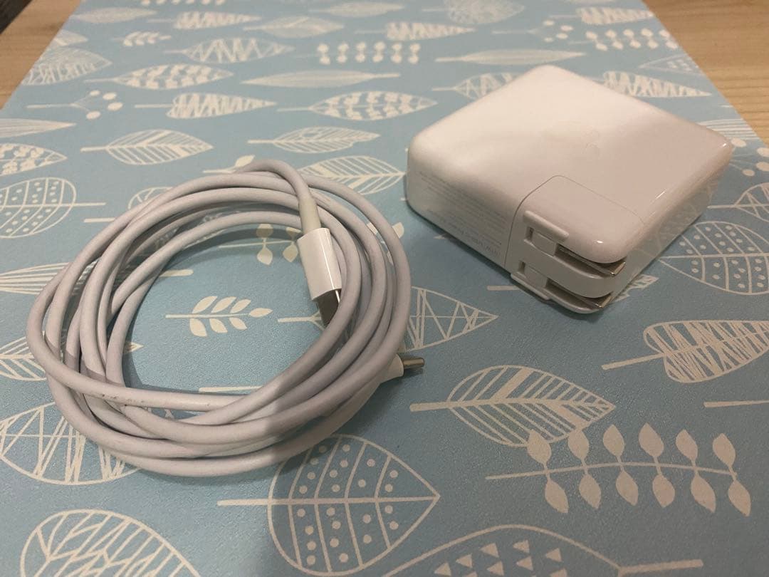 【モハメド】MacBook Pro + Magic Mouse 2