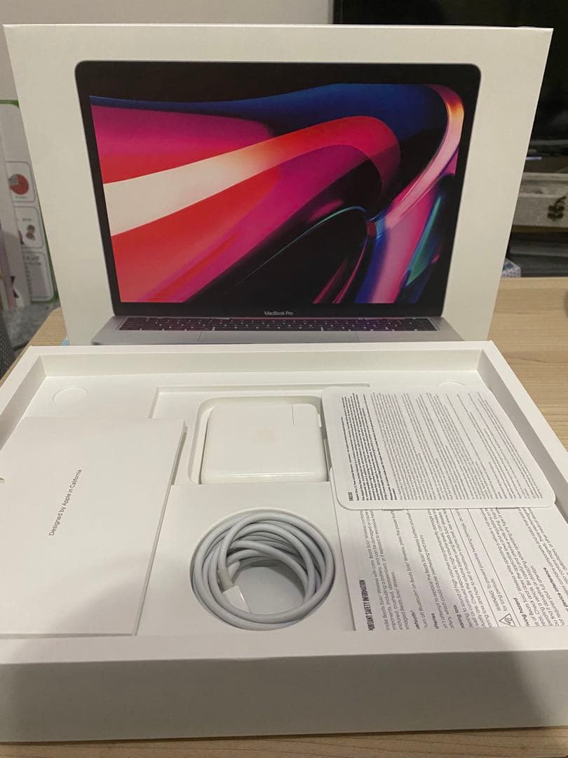 【モハメド】MacBook Pro + Magic Mouse 2