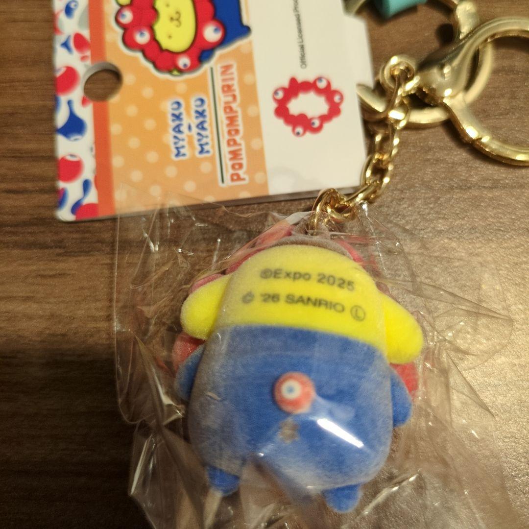 サンリオ ミャクミャク なりきり立体マスコット キーホルダー万博タグハンギョドン