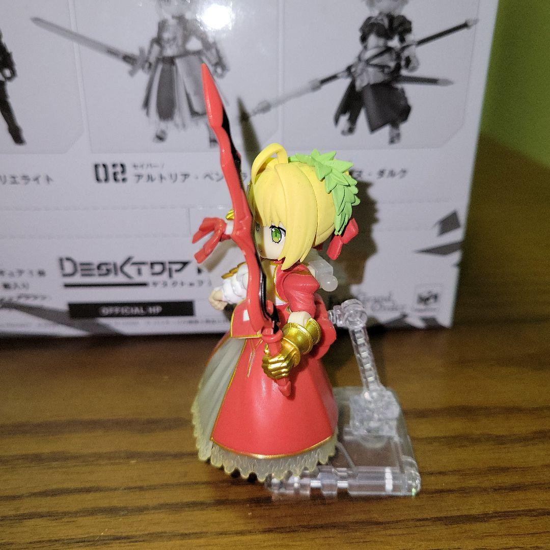 【新品・未開封】デスクトップアーミー FGO 第1弾 BOX　＋　【組立済】ネロ