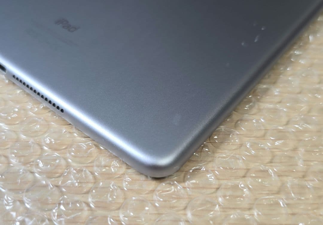 ト*マ様 iPad Air 2nd◼️第2世代◼️Wi-Fi版◼️バッテリー極良