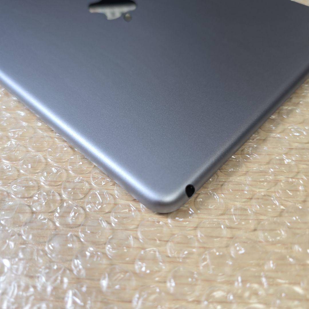 ト*マ様 iPad Air 2nd◼️第2世代◼️Wi-Fi版◼️バッテリー極良