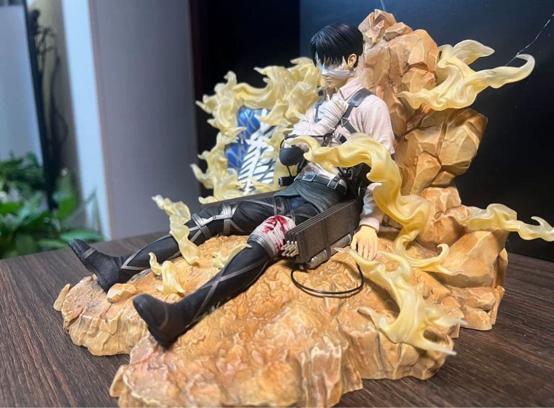 進撃の巨人 リヴァイ・アッカーマン ガレージキット ガレキ スタチュー②