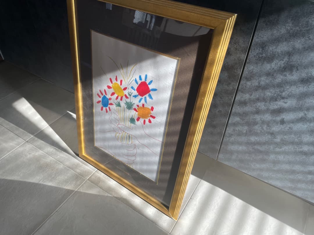 ピカソ/花束を持つ手 アートポスター　絵画　美術品　額縁付き　花 PICASSO