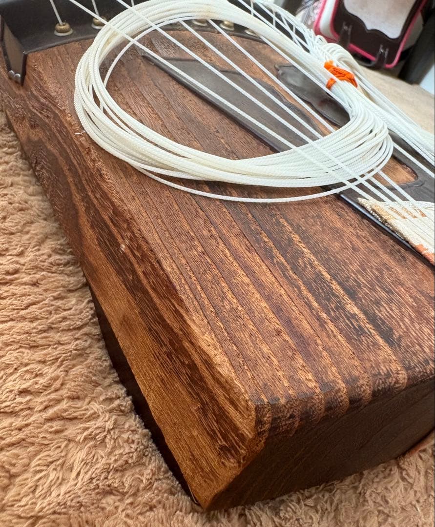 琴 13弦 花柄装飾