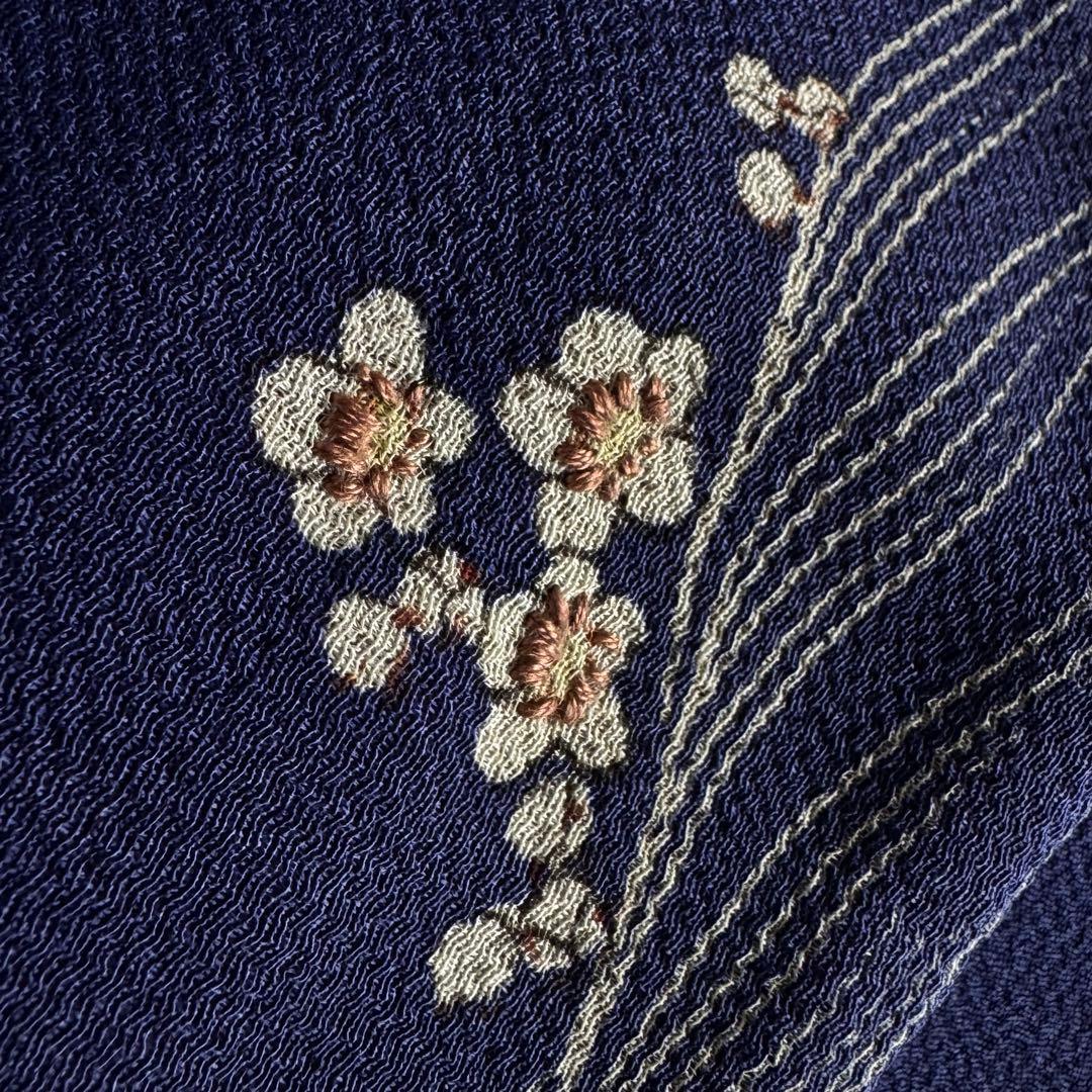 市松人形 15号(52cm)サイズの着物　比翼仕立て　紺色　竹梅　刺繍　4