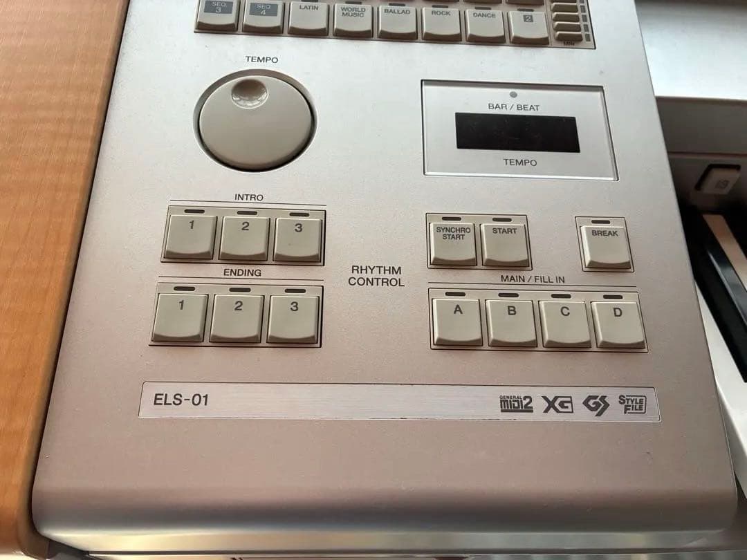 ELS-01 エレクトーン 専用椅子付き