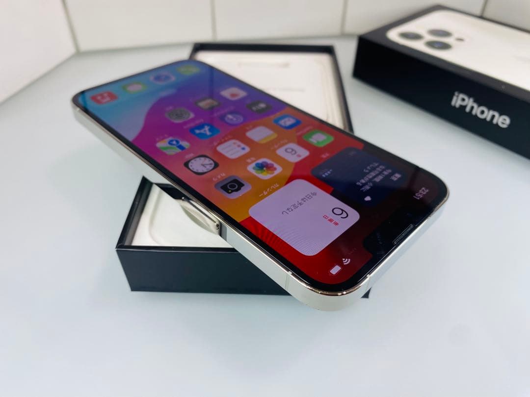 iPhone 13 Pro 128GB シルバーSIMフリー　バッテリー100%