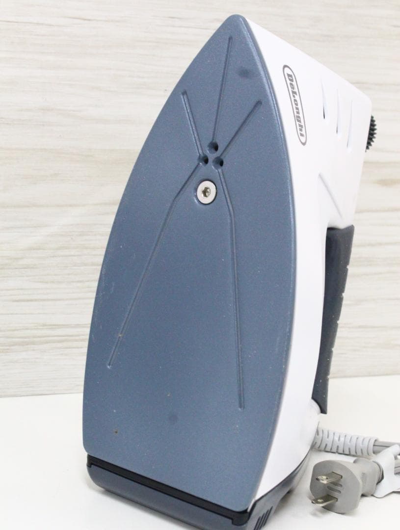 ▲DELONGHI／デロンギボイラー内蔵型スチームアイロン