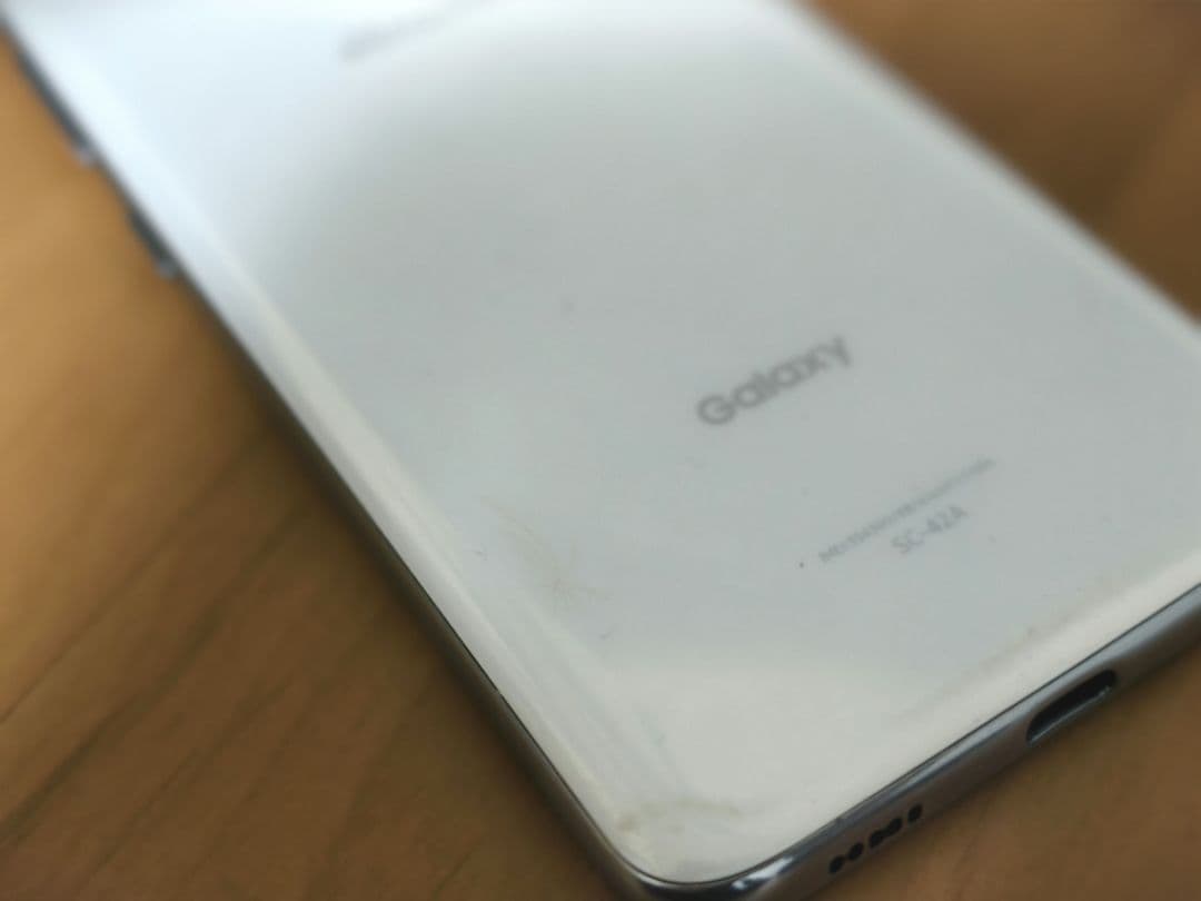 Galaxy A21（SC-42A）ホワイト ROM 64GB