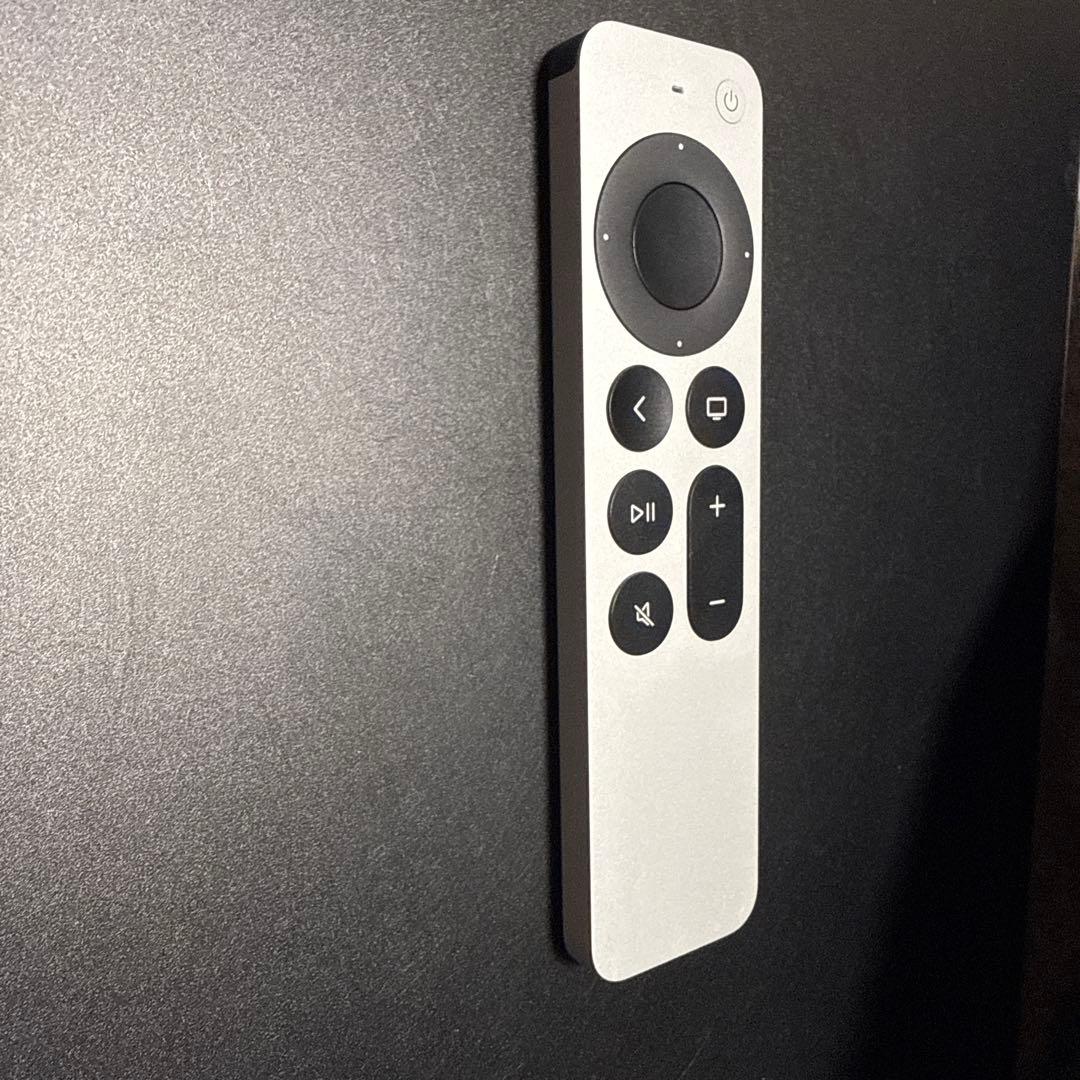 Apple TV Remote シルバー