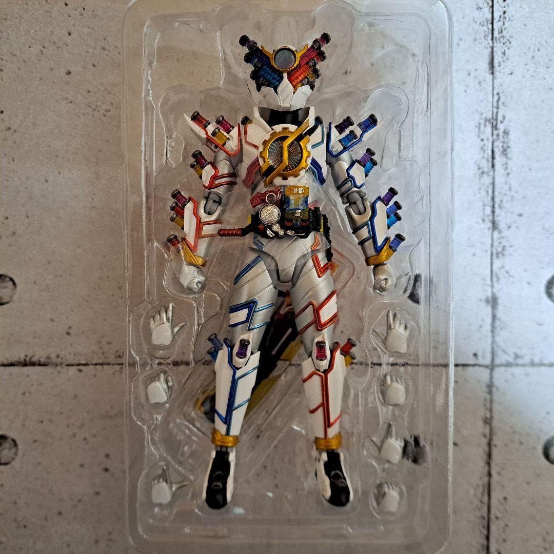 S.H.Figuarts 仮面ライダービルド　ジーニアスフォーム