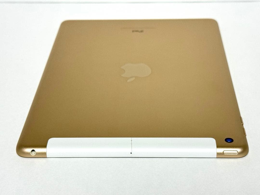 iPad 第5世代 32GB Wi-Fi+Cellular MPG42J/A