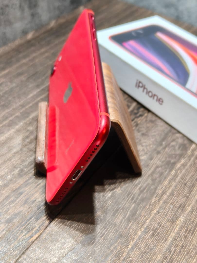 美品 iphone SE 第2世代 64GB SIMフリー スマホ