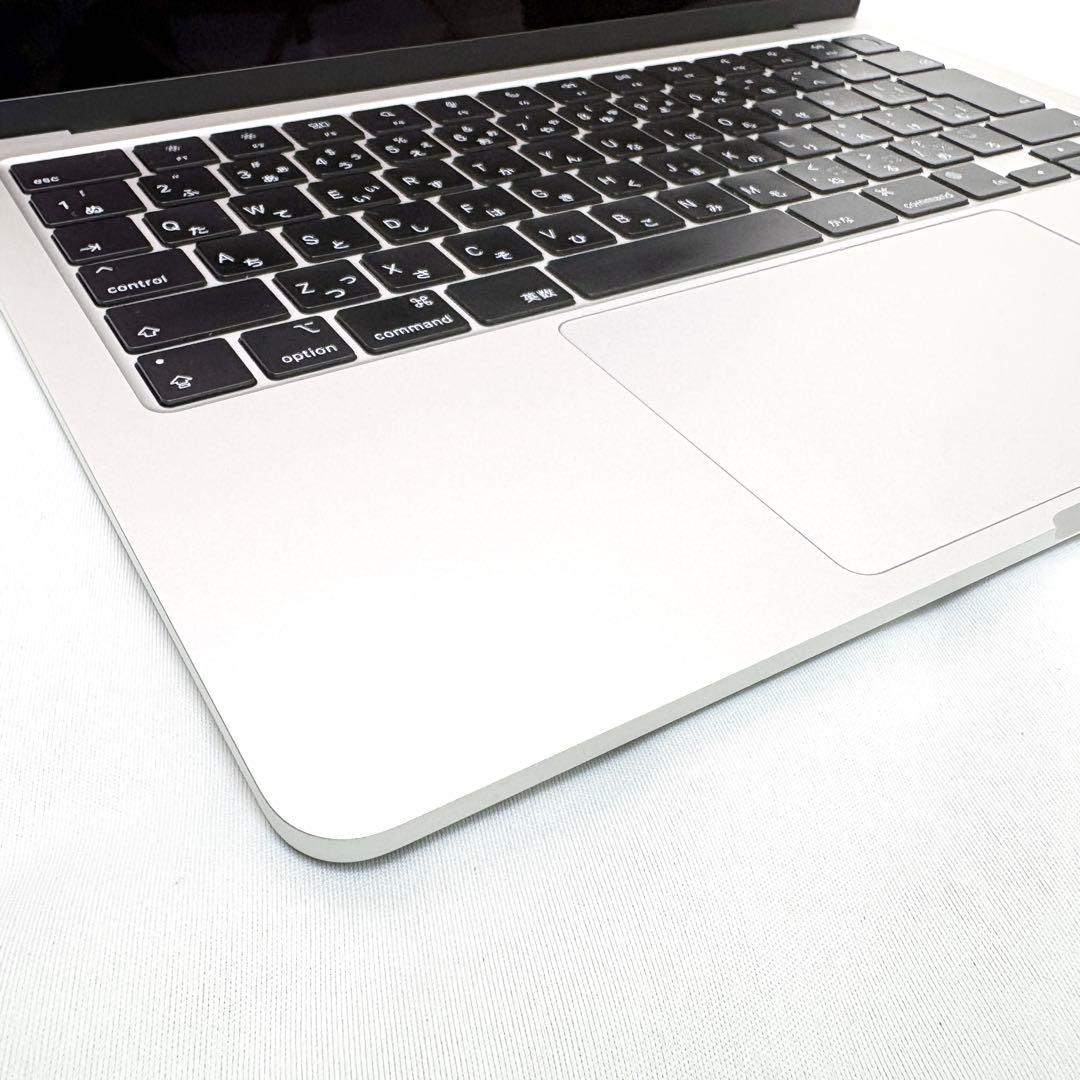 MacBook Air M3 16GB 256GB シルバー