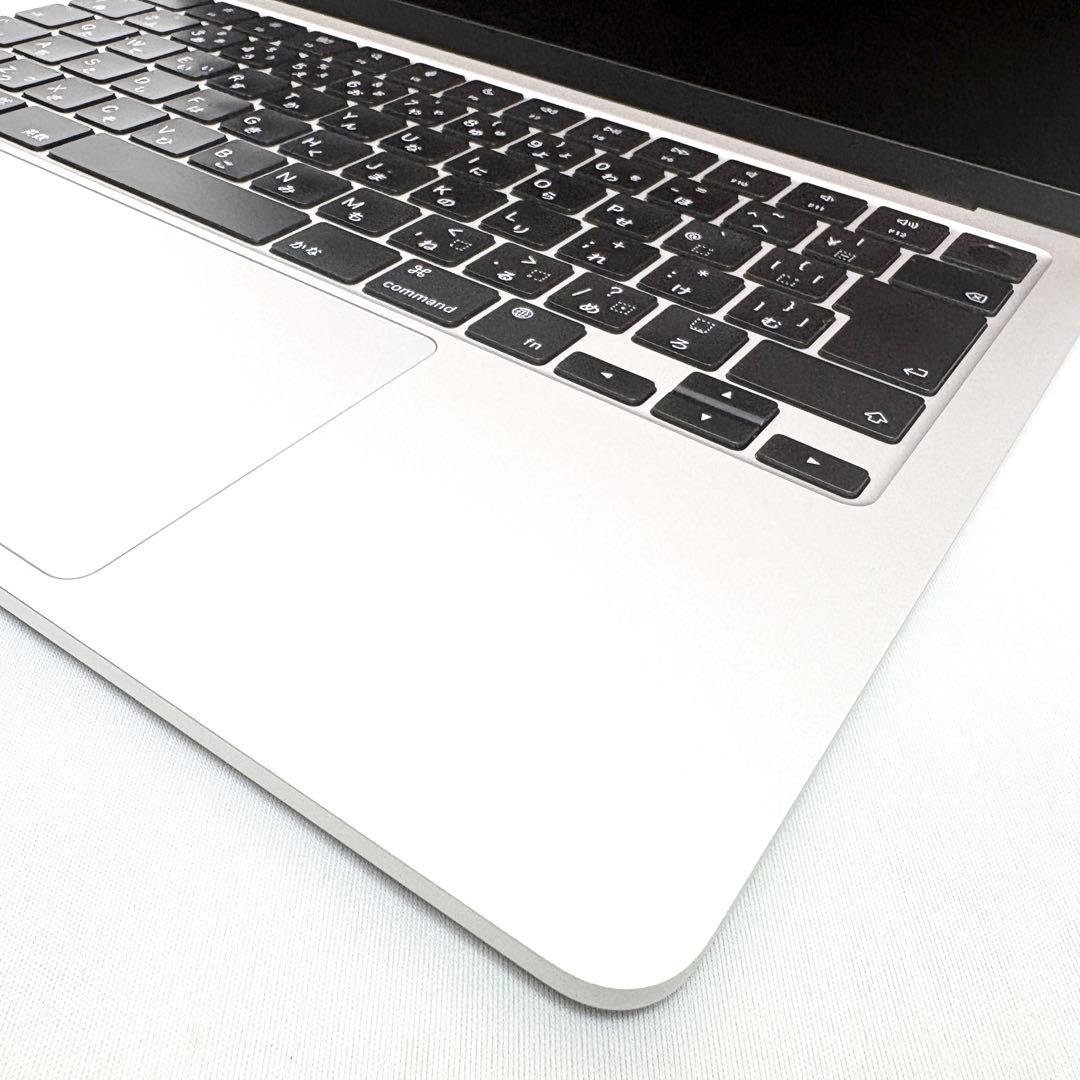 MacBook Air M3 16GB 256GB シルバー