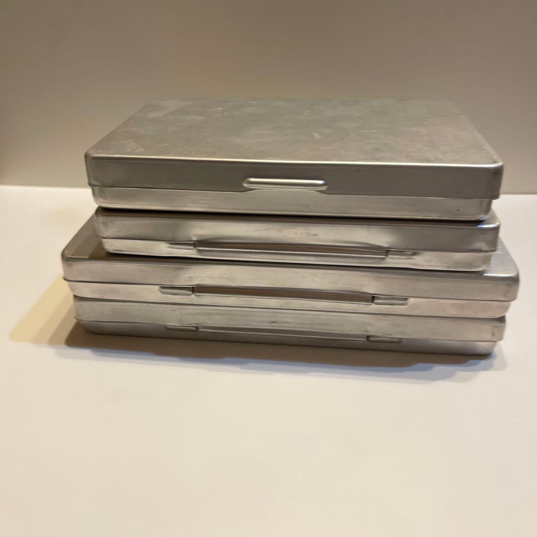 ◆スワロフスキービーズ ケース入り4セット