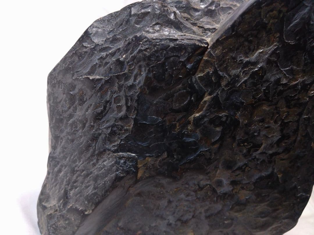 神居古潭石（かむいこたんせき）の原石 7273g