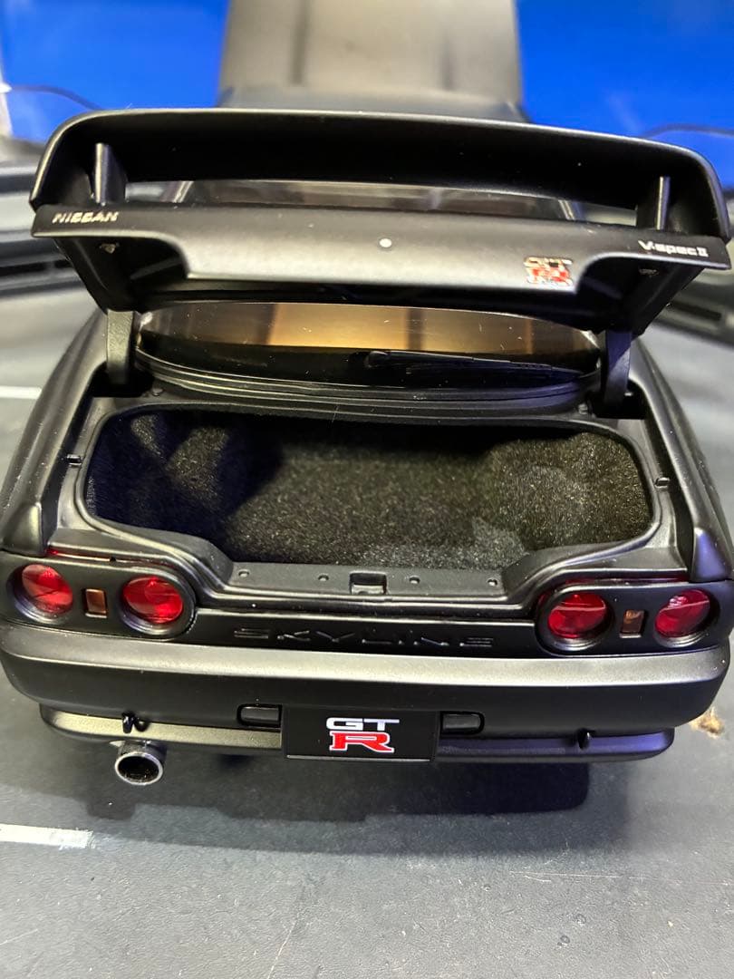 1/18 オートアート　日産GT-R R32 V spec II