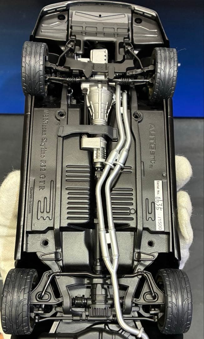 1/18 オートアート　日産GT-R R32 V spec II