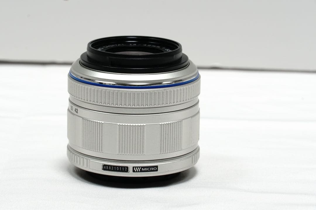新品級✨ オリンパス OLYMPUS PL1s ミラーレスカメラ スマホ転送