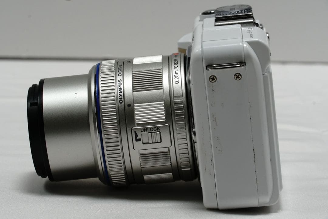 新品級✨ オリンパス OLYMPUS PL1s ミラーレスカメラ スマホ転送