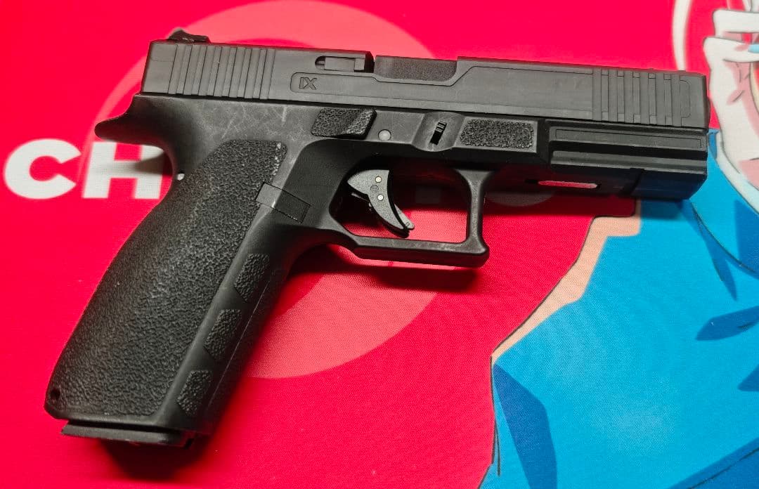 Carbon8　ストライカー9ｓ トイガン