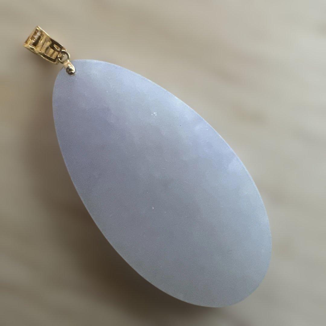 18 K金製バチガン、薄紫色の翡翠ペンダントトップ　新品未使用　鑑定書付き