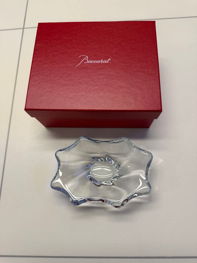 Baccarat クリスタルフラワー型皿 バカラ