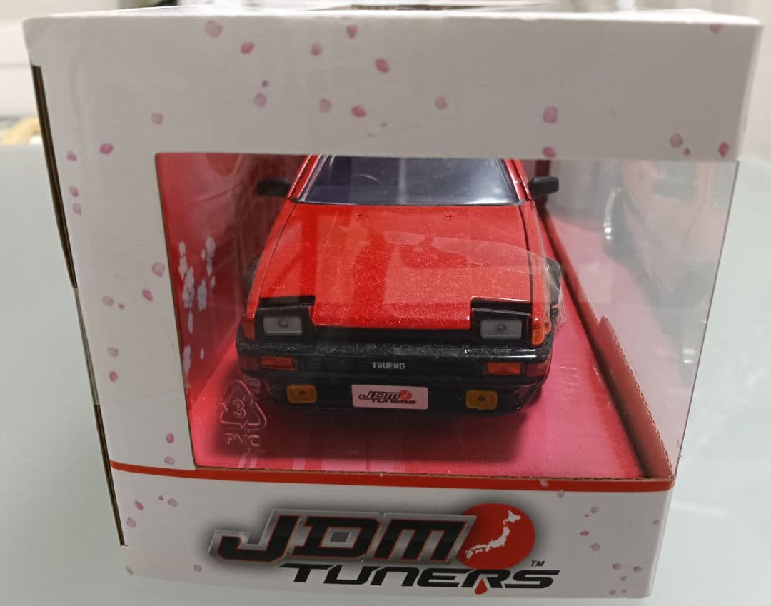 ミニカー 1986 Toyota Trueno AE86 JDM Tuners 1/24