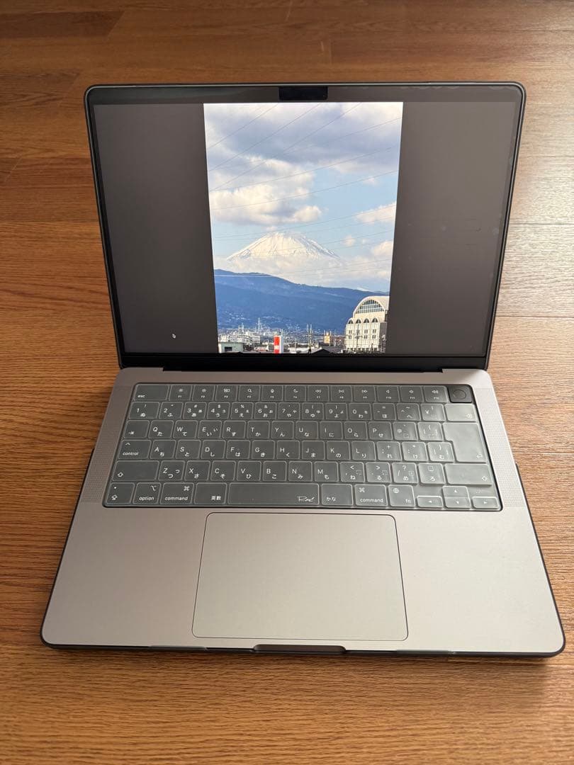 Apple MacBook Pro シルバー　1TB 24GB M3 35万