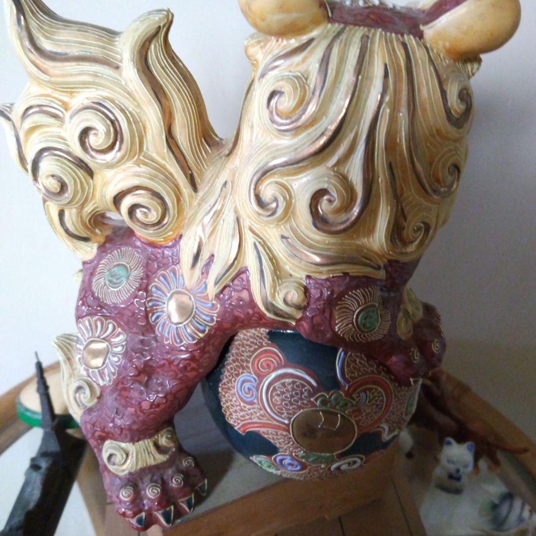 九谷焼の獅子の置物