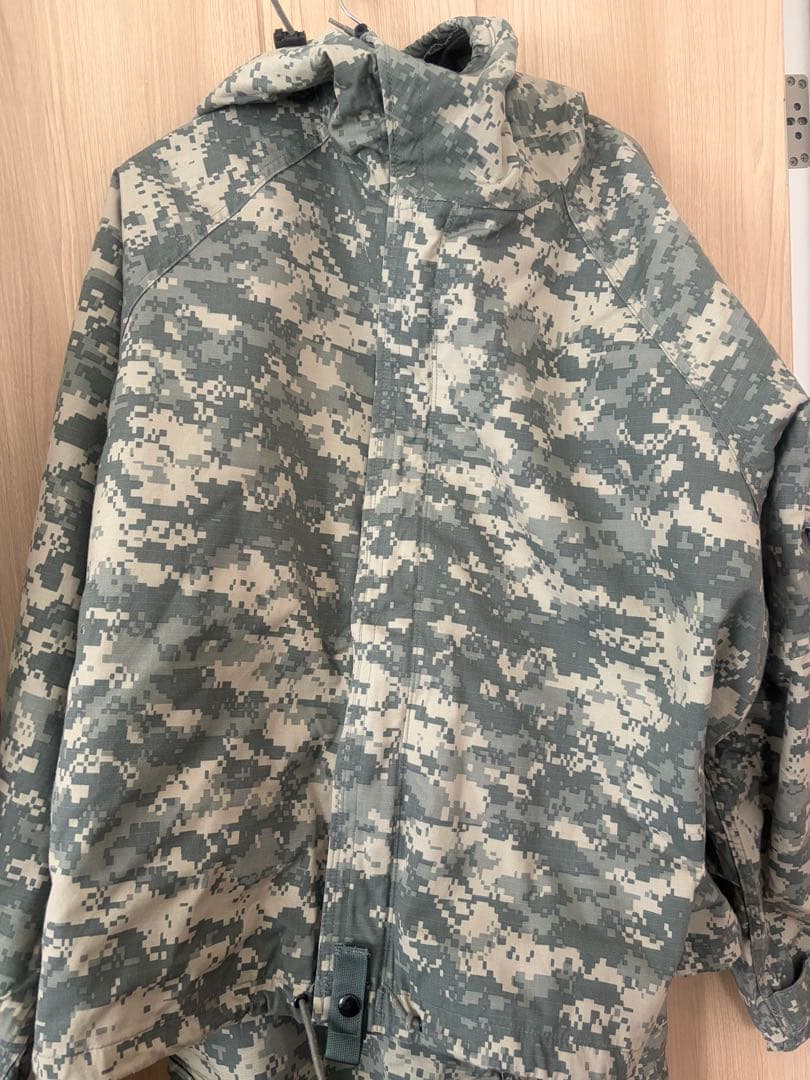米軍実物 UCP迷彩NBCスーツ