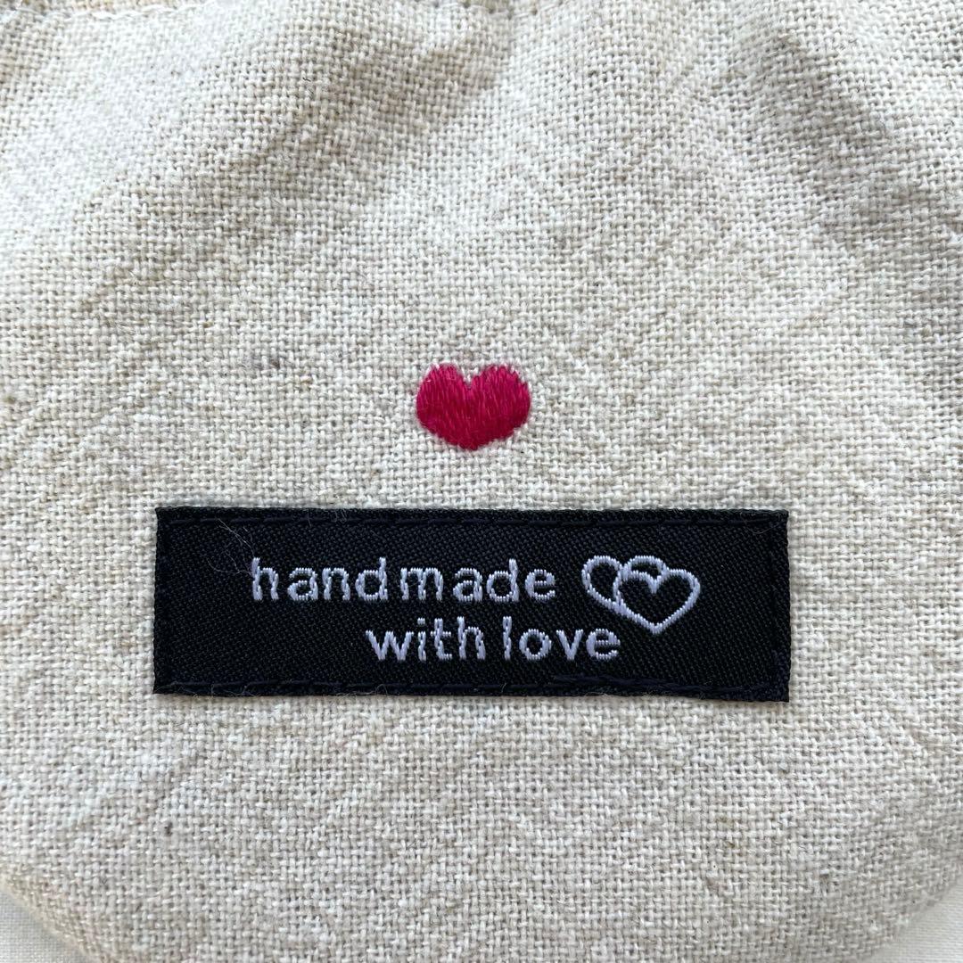 【398】ハンドメイド　刺繍フラットポーチ/バネ口ポーチ(丸底)