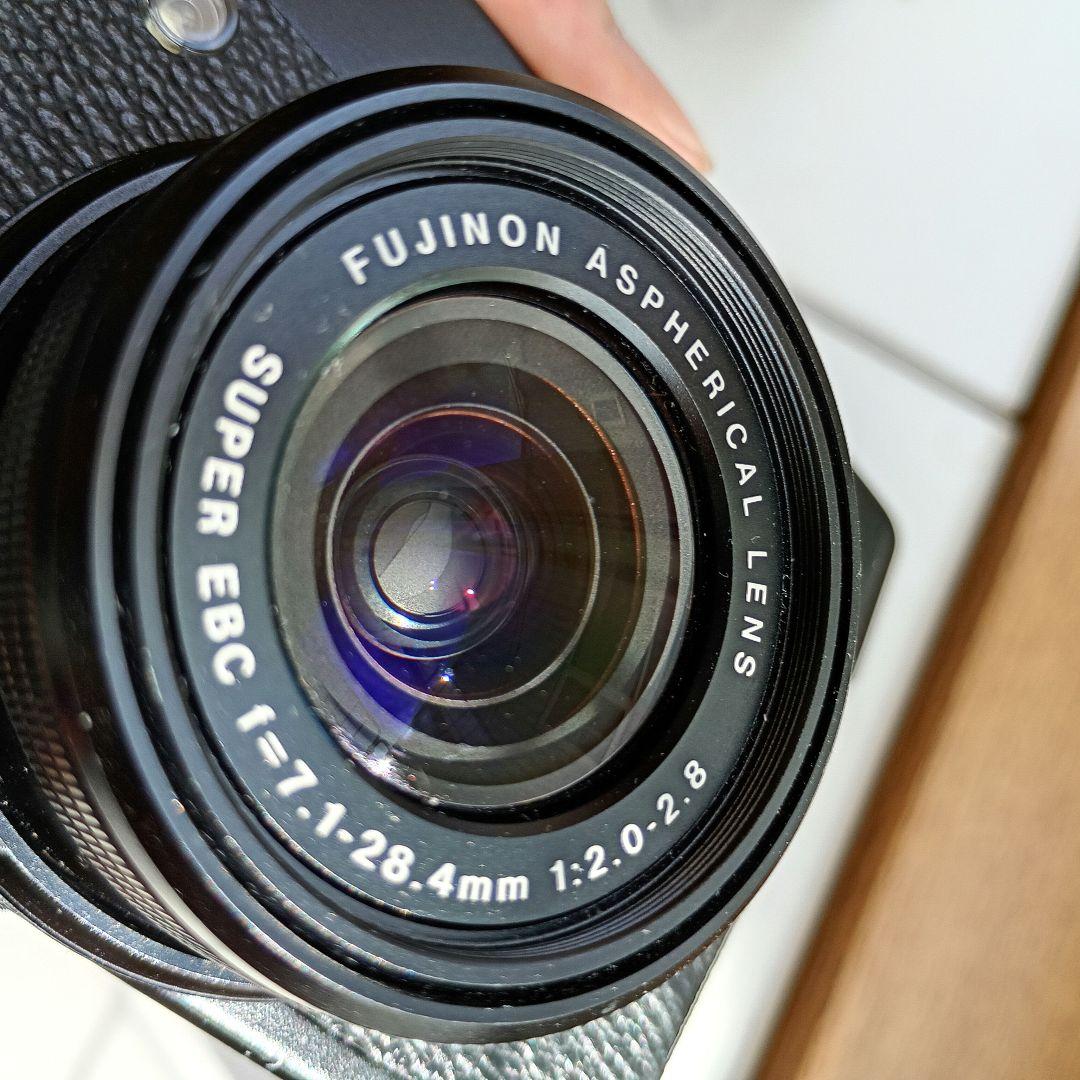 美品 FUJIFILM X10 フジフイルム デジカメ 付属品 バッテリー 箱